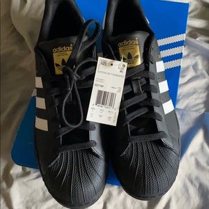 New adidas superstar